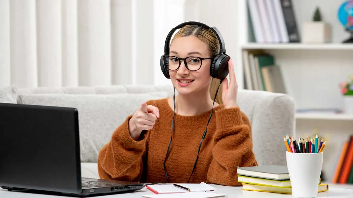 AISD students collaborating on modern software development projects